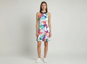 biala koszula i kolarki: Sukienka damska, rozmiar S — 1