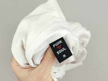 biała obcisła koszulka: Koszula damska, rozmiar M — 4