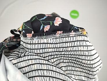 biale sandaly na platformie: Sukienka damska, rozmiar M — 4