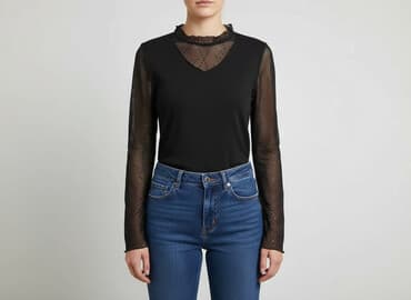 bluzka czarna z tiulem: Women's blouse, size S — 1