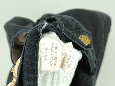 pull and bear golf: Шорти для чоловіків, розмір L — 5