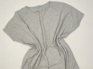 jeansy damskie podarte: Women`s T-shirt, size 8XL (EU 56) — 1