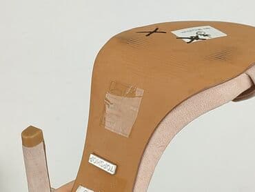 w.klapkach tekst: Topshop, Sandały damskie, 40 — 6