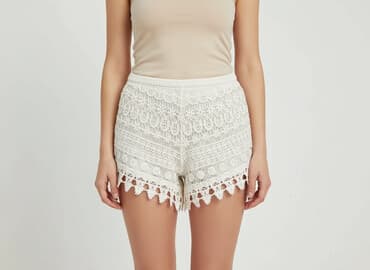 krótkie spodenki do chrztu: Szorty damskie, rozmiar S — 1