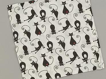 poduszka: Pillowcase, 40 x 40, kolor - Biały, stan - Bardzo dobry — 1