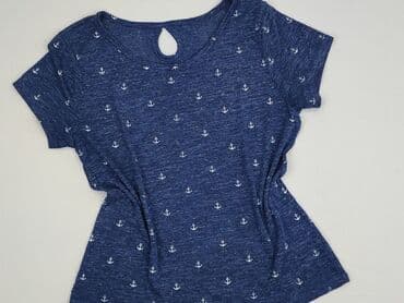 Ubrania damskie: T-shirt damski, rozmiar M — 1