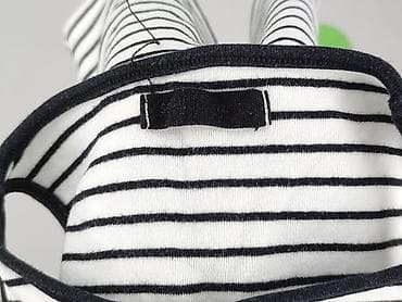 bluzki basic z dekoltem v: T-shirt damski, rozmiar S — 4