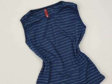 t shirty z czerwonem napisem: Carry, Women`s T-shirt, size S (EU 36) — 1
