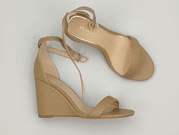 Босоніжки жіночі, розмір 38