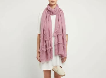 ubrania mała mi: Women`s dress, size S — 1