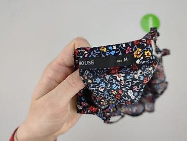 top bluzki: Bluzka damska, rozmiar M — 4