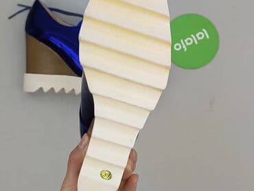 ccc srebrne sandały na obcasie: Półbuty damskie, rozmiar 39 — 5