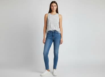 koszulki bez rękawów damskie desigual: Women`s T-shirt, size S — 1