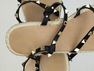 mcqueen klapki: Sandały damskie, rozmiar 38 — 6