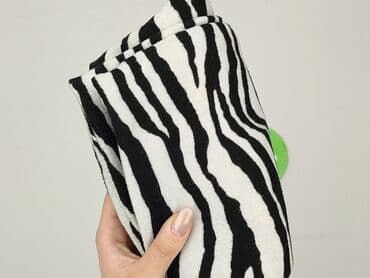 h: Scarf, Female, condition - Very good — 4