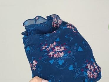 vans custom t shirty: H&M, Women's blouse, size 2XL (EU 44) — 6