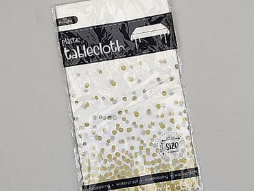 obrusy czerwone: Obrus 274 x 137, kolor - Biały, stan - Idealny — 1