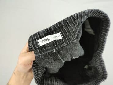 czarne spodenki chłopięce: Spodnie jeansowe, Sinsay, 13 lat, 158, stan - Bardzo dobry — 4