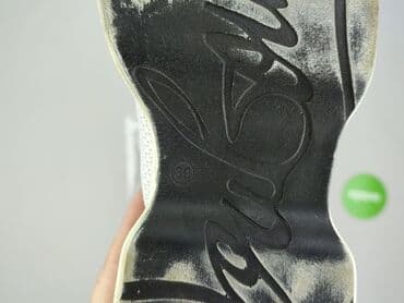 gucci the north face t shirty: Guess, Sneakersy damskie, 39 — 5