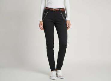 czarne spodnie z białą nitką: Jeansy damskie, rozmiar S — 1