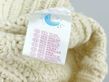 sweter hello kitty h m: Sweterek, Niebieski Księżyc, 12 lat, 146-152 cm, stan - Bardzo dobry — 5