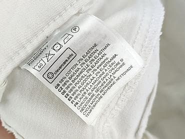 sandaly winylowe: Szorty damskie, rozmiar S — 4