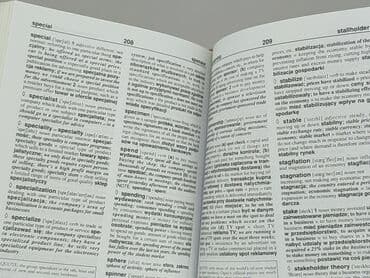 Książki: Książka, gatunek - Edukacyjna, stan - Idealny — 3