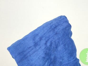 c and a sweter: Ravel, Bluza damska
, rozmiar S — 6