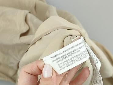 stradivarius prochowiec: Bershka, Płaszcz damski, rozmiar S — 4