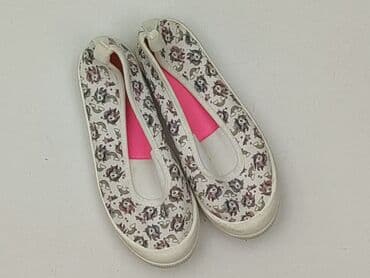 buty dla mamy i córki: Балетки 32, стан - Дуже гарний на lalafo.pl — 1 buty dla mamy i córki: Балетки 32, стан - Дуже гарний — 1