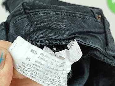 pull and bear obuwie: Bershka, Shorts for women, size S — 6