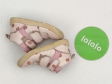 szorty oversize: Buciki niemowlęce, 23, stan - Bardzo dobry — 4