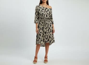 sukienki w liscie: Sukienka damska, rozmiar S — 1