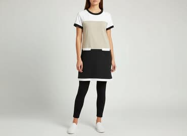 la mania t shirty czarne: Women`s dress, size M — 1