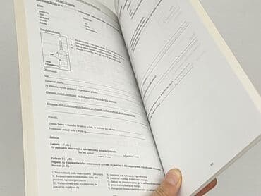 Książki: Książka, gatunek - Edukacyjna, stan - Bardzo dobry — 3