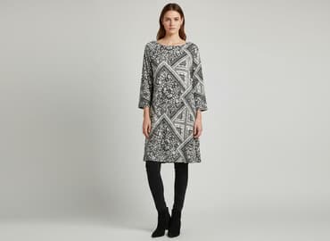 latka na ubrania: Women`s dress, size S — 1