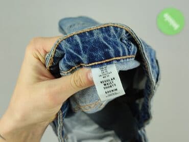 krótkie spodenki i nogi z cellulitem: Szorty damskie, M — 4