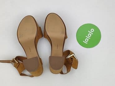 beżowe kozaki ccc: Bershka, Sandały damskie, 36 — 4