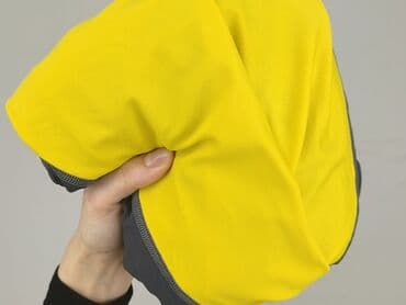 Ubrania męskie: T-shirt sportowy dla mężczyzn, rozmiar L — 7