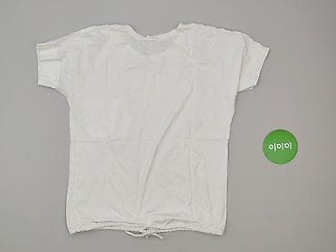 Women's Clothing: Women`s T-shirt, size 2XL — 3