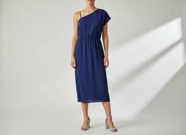 sukienki wieczorowa dla 60 latki: LOVE LABEL, Women`s dress, size M — 1