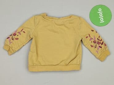 sweter hello kitty h: Sweatshirt, So cute, 6-9 months, condition - Good — 3
