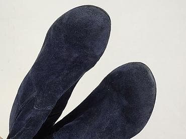 crocs c11: High boots for women, size 37 — 5