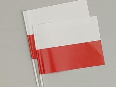 Other art & collectibles products: Dwie używane chorągiewki z flagą Polski. Idealne na obchody świąt — 1