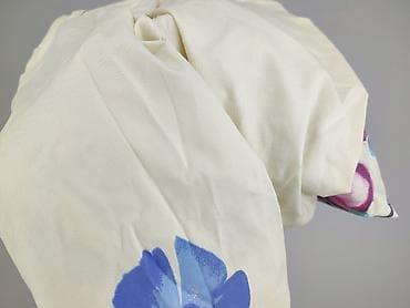 klapki transparentne ccc: Damskie spodnie z kwiatowym nadrukiem - Kolor bazowy: kremowy/ecru - — 4