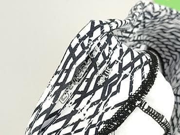 nike pro 3 4: GT, Legginsy Sportowe damskie, rozmiar S — 4