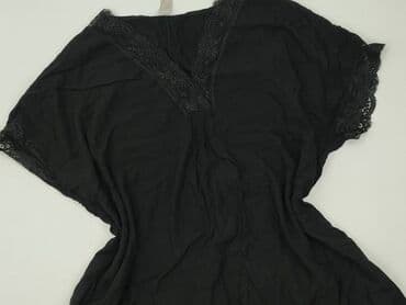 bluzka czarna z dekoltem v: Women's blouse, size 2XL — 2