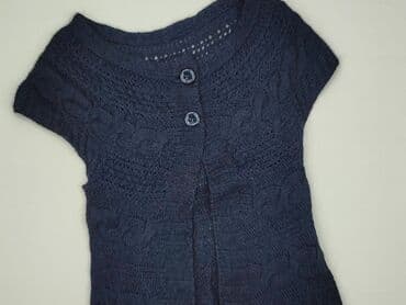 c: Women`s knitwear, size M (EU 38) — 1