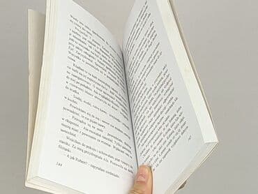 Książki: Książka, gatunek - Powieść, stan - Bardzo dobry — 3