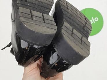 kurtka bomberka pull and bear: Напівчеревики Reserved, 32, Б/в на lalafo.pl — 6 kurtka bomberka pull and bear: Напівчеревики Reserved, 32, Б/в — 6